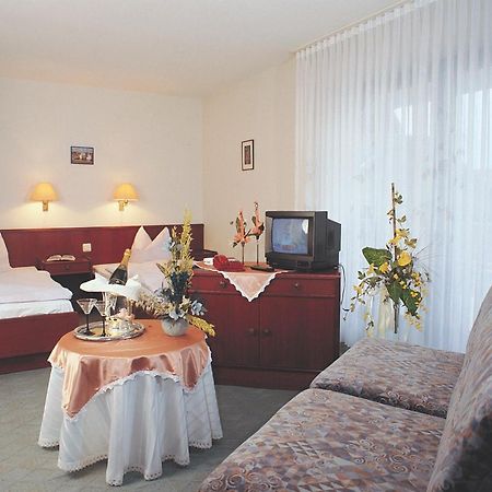 Hotel Zur Schmiede Alsfeld Eksteriør billede