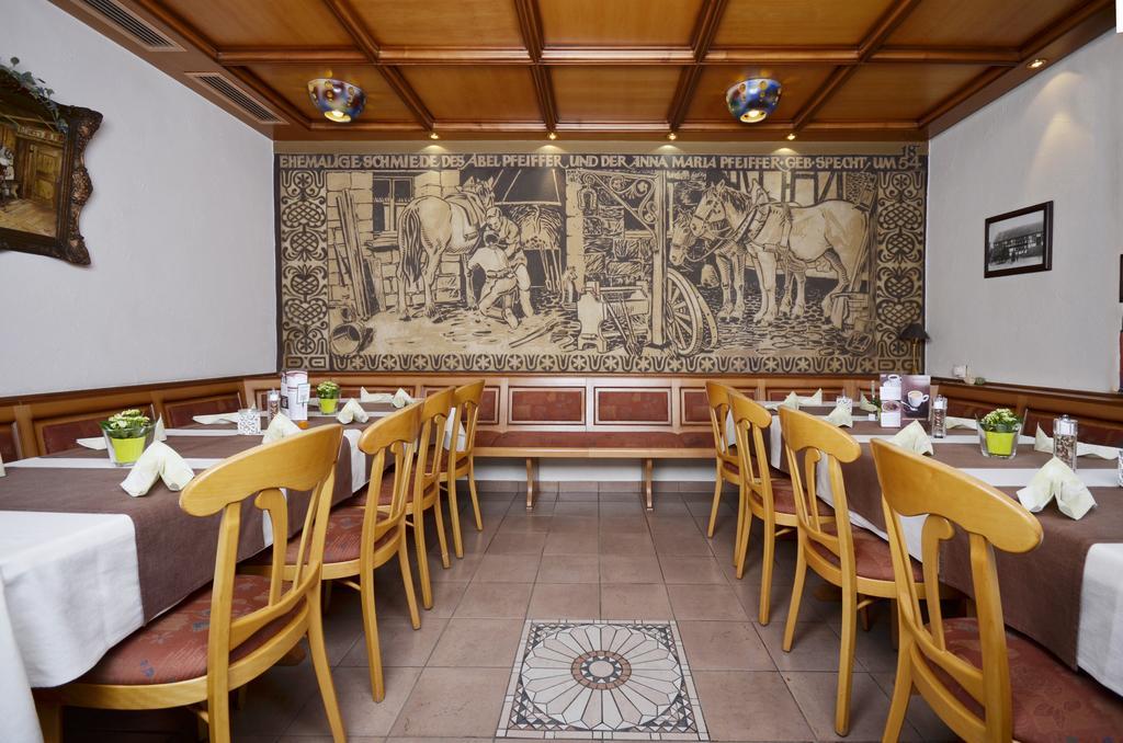 Hotel Zur Schmiede Alsfeld Eksteriør billede